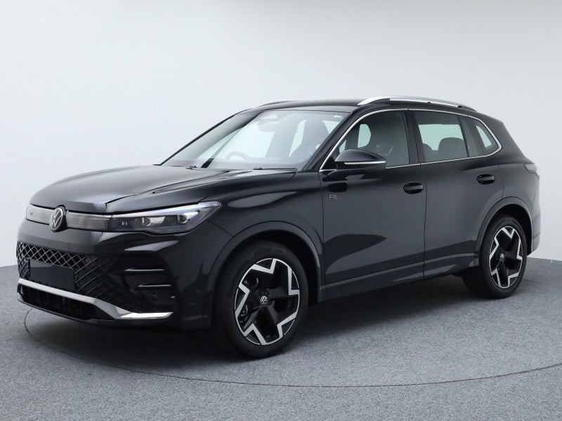 2025 Volkswagen Tiguan 3 R-Line image 4