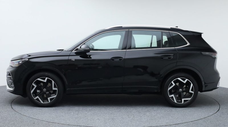 2025 Volkswagen Tiguan 3 R-Line image 5