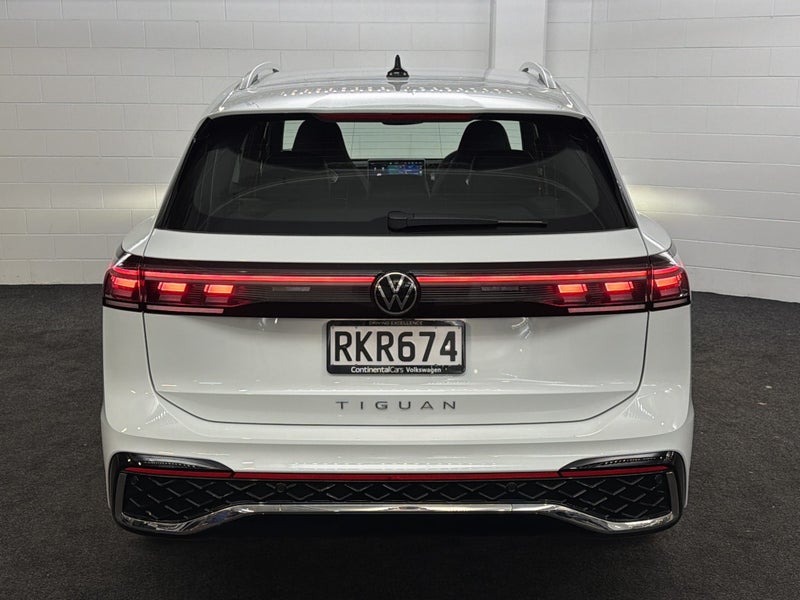 2025 Volkswagen Tiguan 3 R-LINE image 4