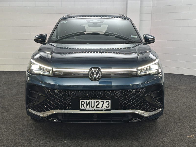 2025 Volkswagen Tiguan 3 R-LINE image 4