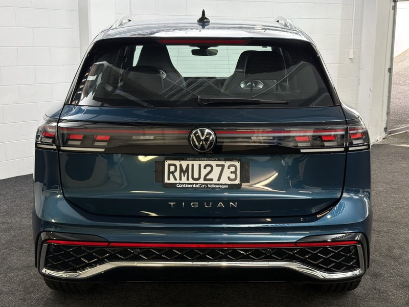 2025 Volkswagen Tiguan 3 R-LINE image 5