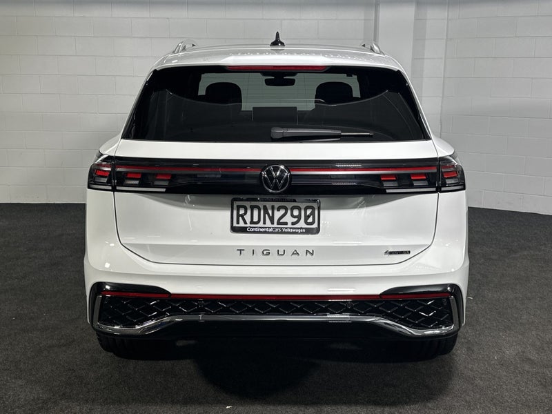 2025 Volkswagen Tiguan 3 R-LINE AWD image 4