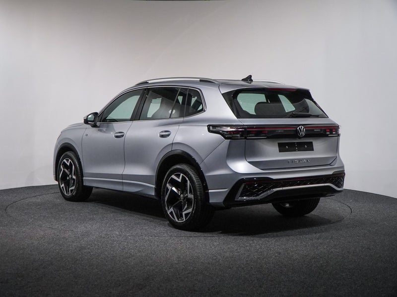 2025 Volkswagen Tiguan 3 TSi R Line 2WD image 5