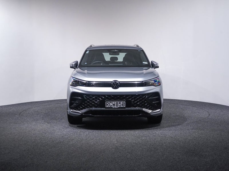 2025 Volkswagen Tiguan 3 TSi R-Line 2WD image 2