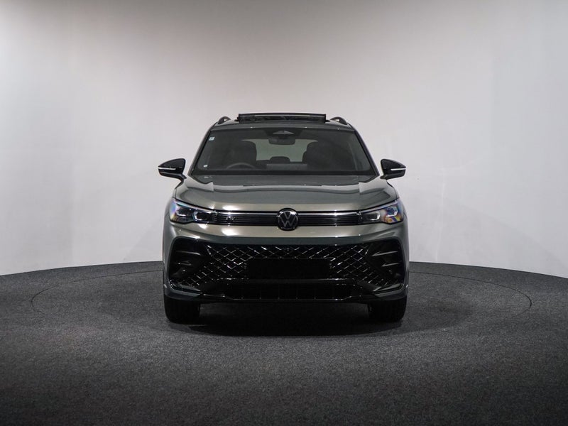 2025 Volkswagen Tiguan 3 TSi R Line 4Motion 195kW image 3