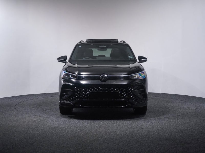 2025 Volkswagen Tiguan 3 TSi R Line 4Motion 195kW image 2