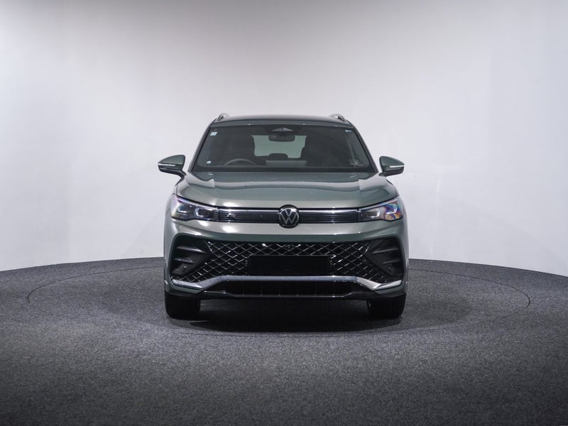 2025 Volkswagen Tiguan 3 TSi R Line 4Motion 195kW image 3