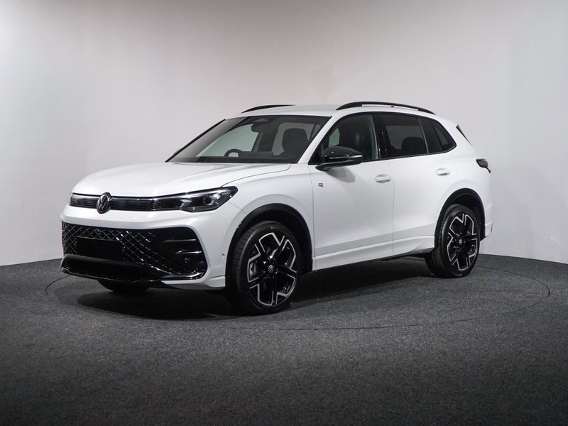 2025 Volkswagen Tiguan 3 TSi R Line 4Motion 195kW image 4