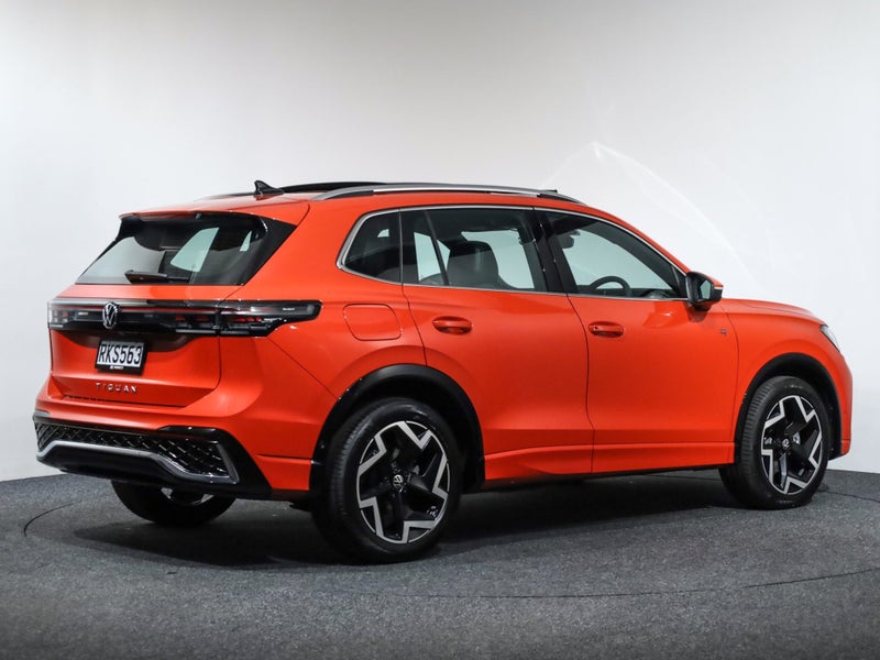 2025 Volkswagen Tiguan 3 TSi R Line Touring 2WD image 5