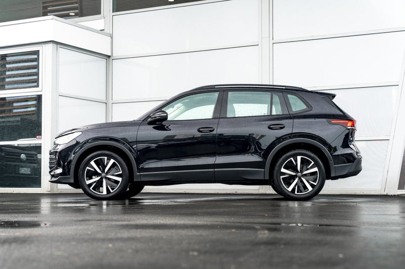 2025 Volkswagen Tiguan All-New Life 2WD Petrol... image 4