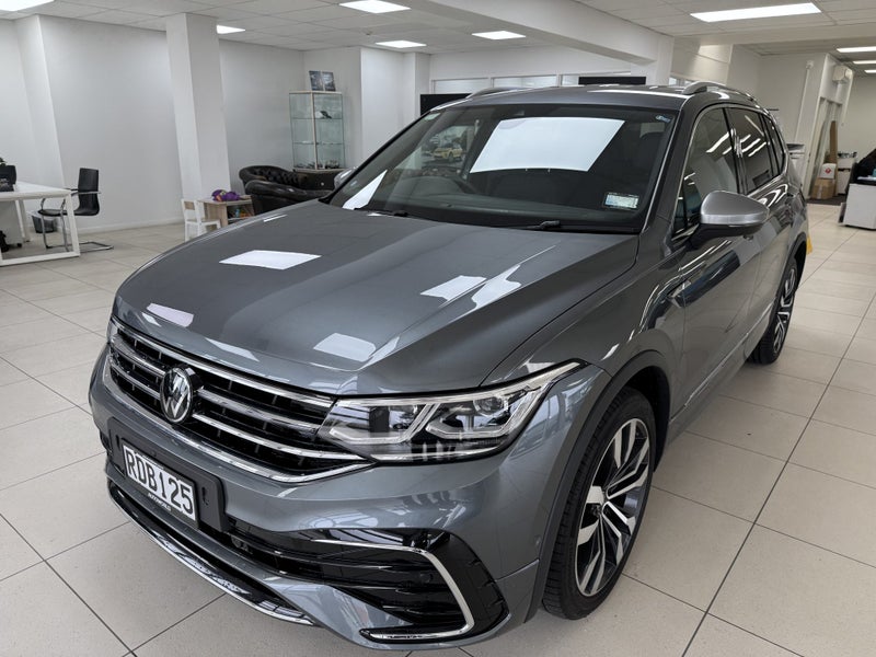 2025 Volkswagen Tiguan Allspace R-Line Awd image 3