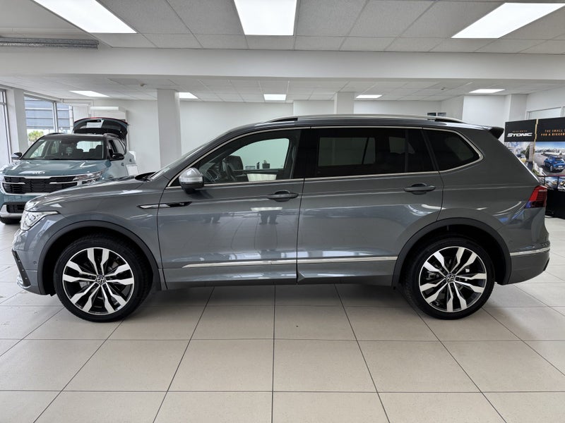 2025 Volkswagen Tiguan Allspace R-Line Awd image 4