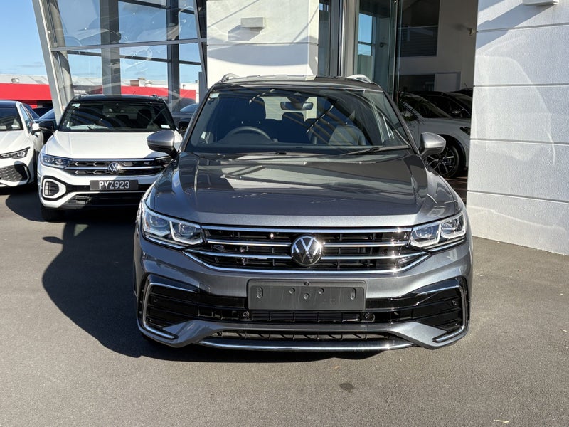 2025 Volkswagen Tiguan Allspace R-Line AWD image 2