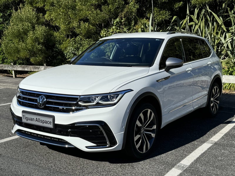 2025 Volkswagen Tiguan Allspace R-Line AWD image 4