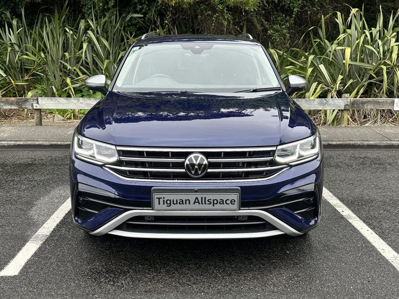 2025 Volkswagen Tiguan Allspace Style AWD image 3