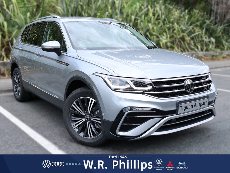 2025 Volkswagen Tiguan Allspace Style AWD image 1