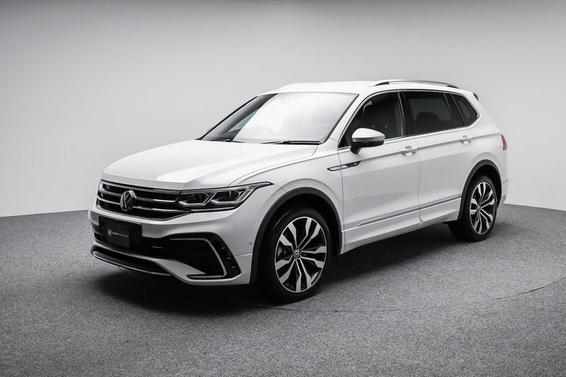 2025 Volkswagen Tiguan Allspace TSI R-Line AWD image 3