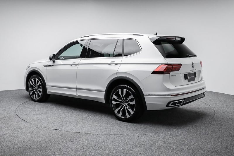2025 Volkswagen Tiguan Allspace TSI R-Line AWD image 5