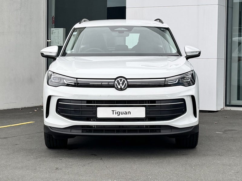 2025 Volkswagen Tiguan LIFE 1.4 7AT image 2