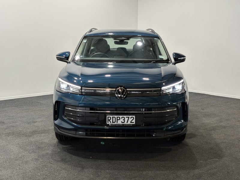 2025 Volkswagen Tiguan Life 2WD image 2