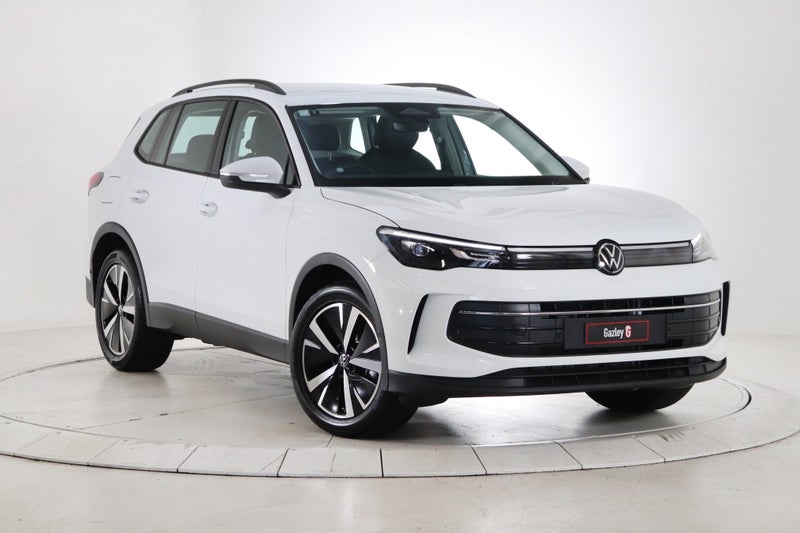 2025 Volkswagen Tiguan Life 2WD image 3