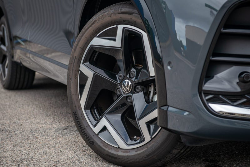 2025 Volkswagen Tiguan R-Line 1.4 image 5