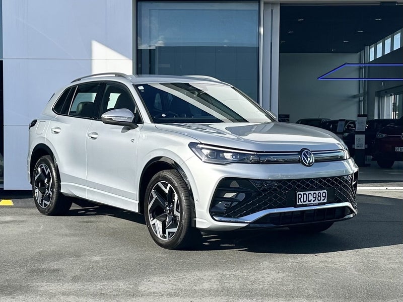 2025 Volkswagen Tiguan R-Line 1.4PT/7AT image 1