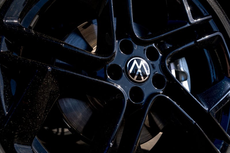 2025 Volkswagen Tiguan R-Line 2.0 Turbo AWD Tou... image 5