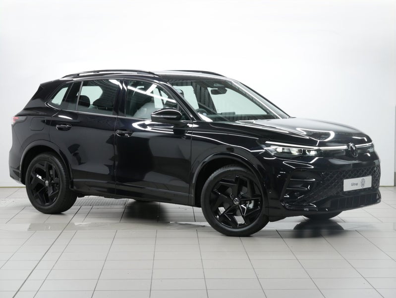 2025 Volkswagen Tiguan R-Line 2WD image 1