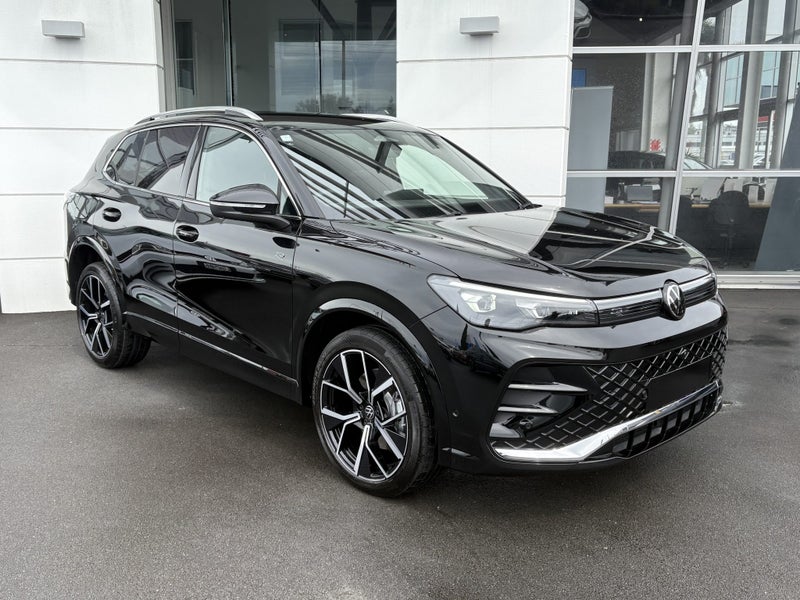2025 Volkswagen Tiguan R-LINE 4MOTION 195kW image 1
