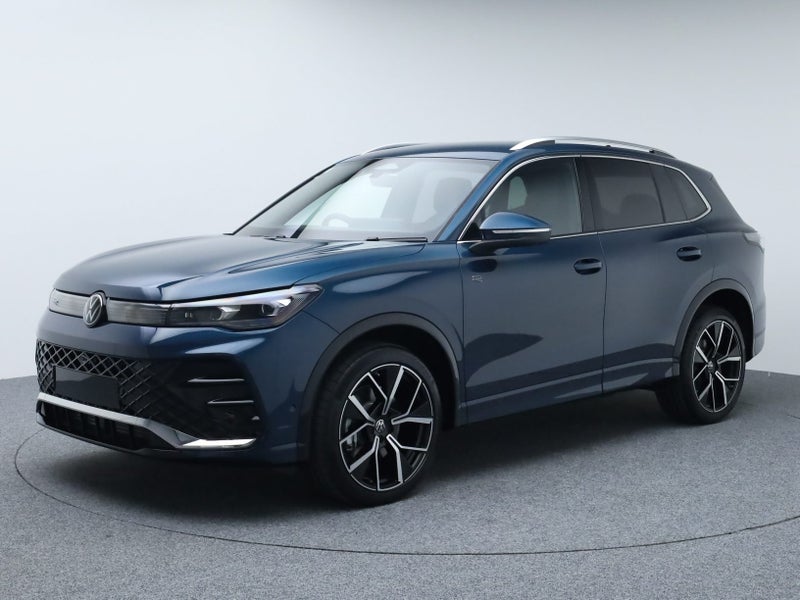 2025 Volkswagen Tiguan R-Line AWD image 4