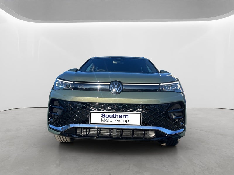 2025 Volkswagen Tiguan R-Line AWD image 2