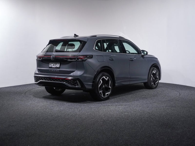 2025 Volkswagen Tiguan Tsi R Line 2WD image 5