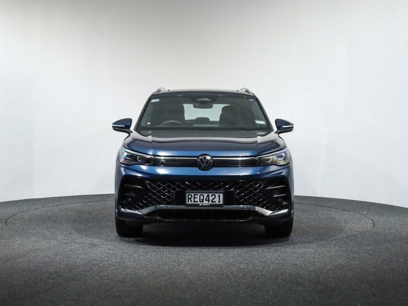 2025 Volkswagen Tiguan Tsi R Line Touring 2WD image 3