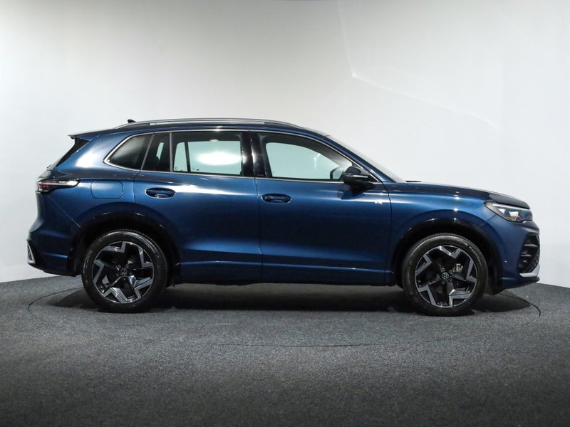 2025 Volkswagen Tiguan Tsi R Line Touring 2WD image 5