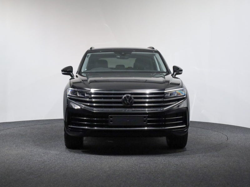 2025 Volkswagen Touareg TDi V6 170kW image 2