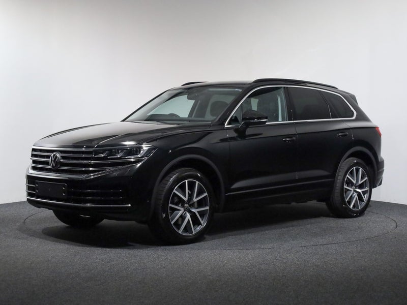 2025 Volkswagen Touareg TDi V6 170kW image 3