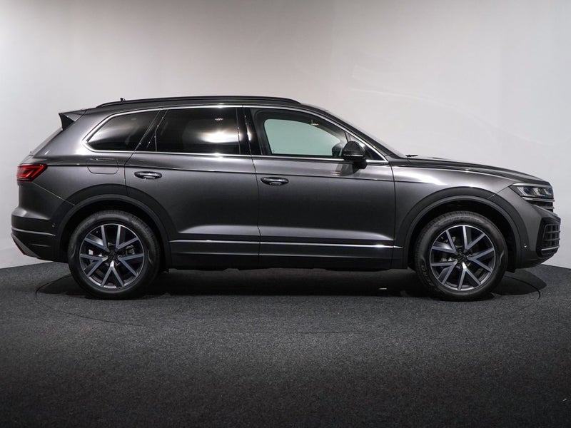 2025 Volkswagen Touareg TDi V6 170kW image 5