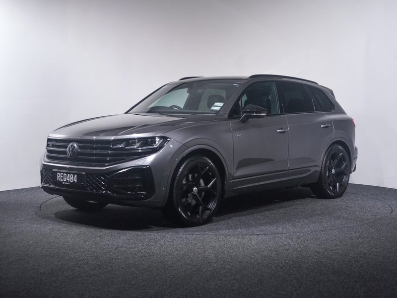 2025 Volkswagen Touareg TDi V6s R Line 210kW image 4