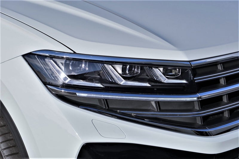 2025 Volkswagen Touareg V6 TDI image 2
