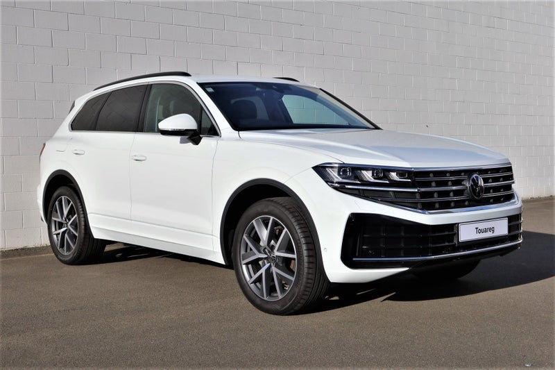 2025 Volkswagen Touareg V6 TDI image 4
