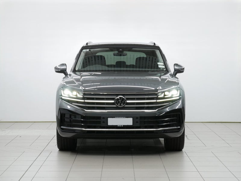 2025 Volkswagen Touareg V6 TDI image 2