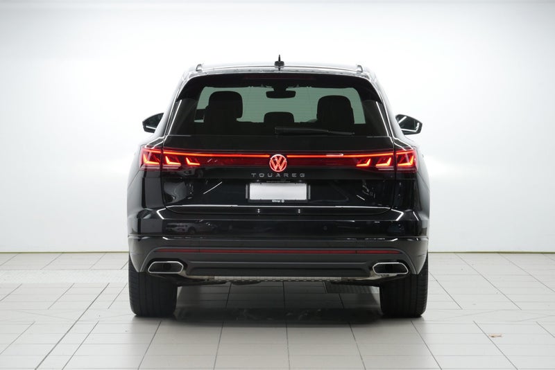 2025 Volkswagen Touareg V6 TDI image 4