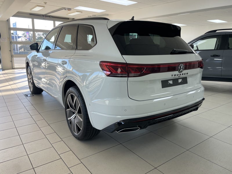 2025 Volkswagen Touareg V6s R-Line 210Kw Tdi image 5