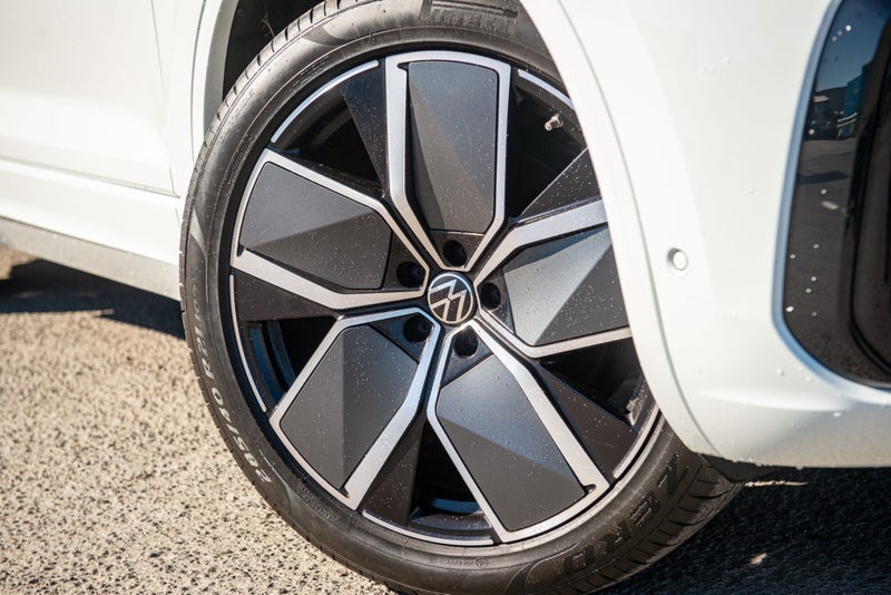 2025 Volkswagen Touareg V6S R-Line 210kW TDI image 4