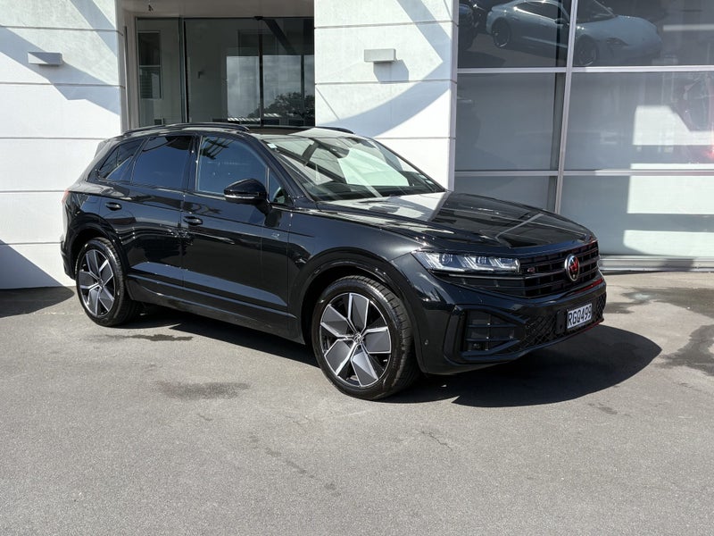 2025 Volkswagen Touareg V6s R-Line 210Kw TDI image 1