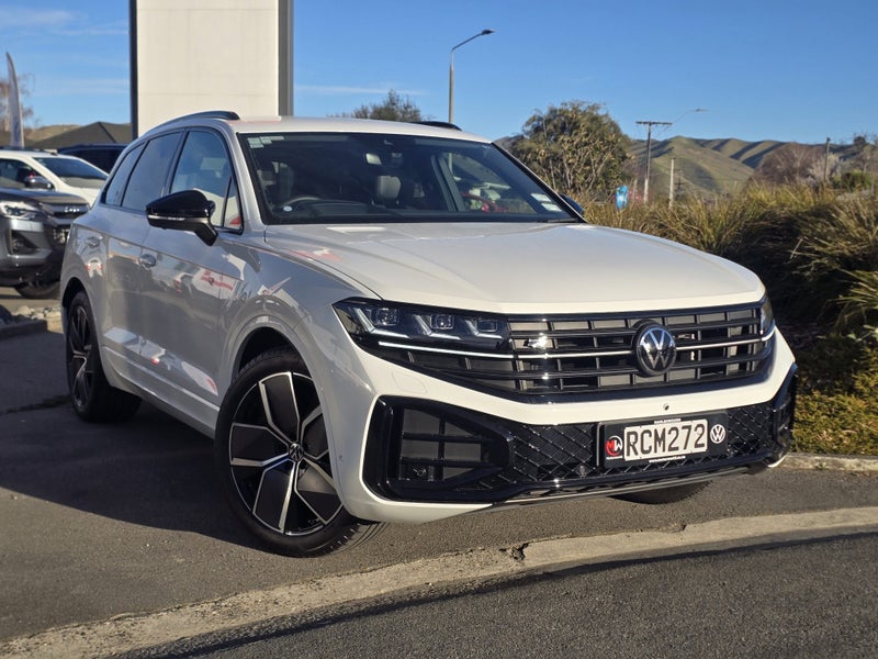 2025 Volkswagen Touareg V6S R-Line 210KW TDi - image 1