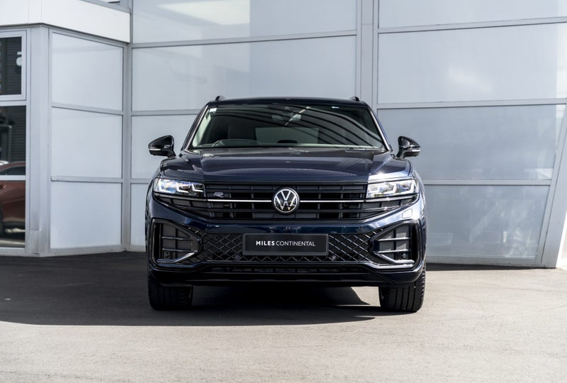 2025 Volkswagen Touareg V6S R-Line / 210kW Turb... image 3