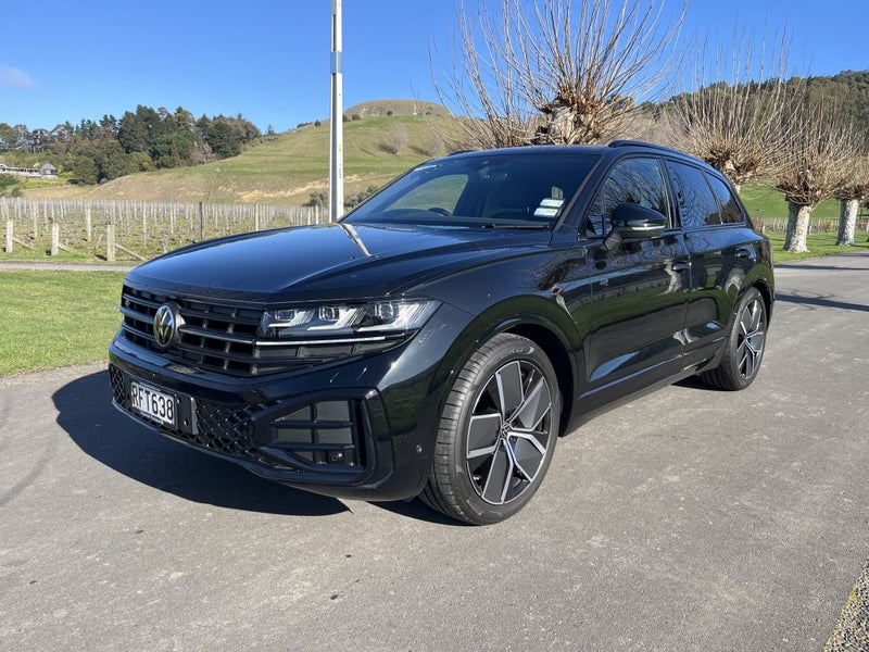 2025 Volkswagen Touareg V6S R-Line TDI 210kW image 3