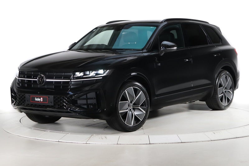 2025 Volkswagen Touareg V6S R-Line TDI image 1